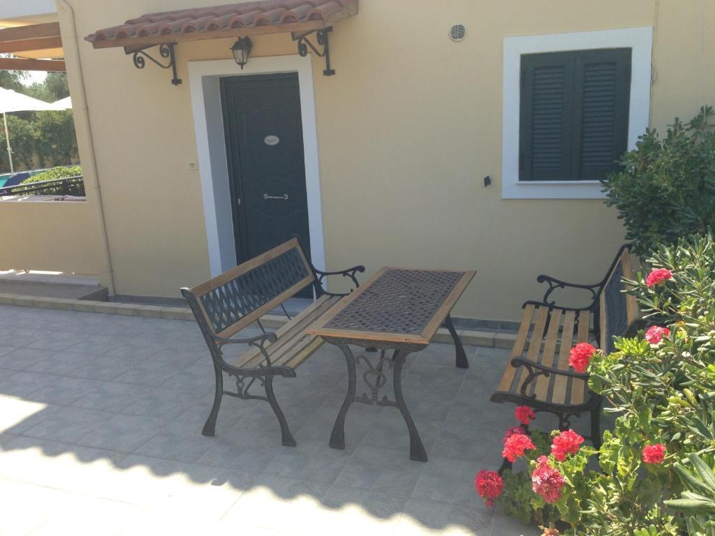 Muses Zante Villas Kalamákion Eksteriør bilde